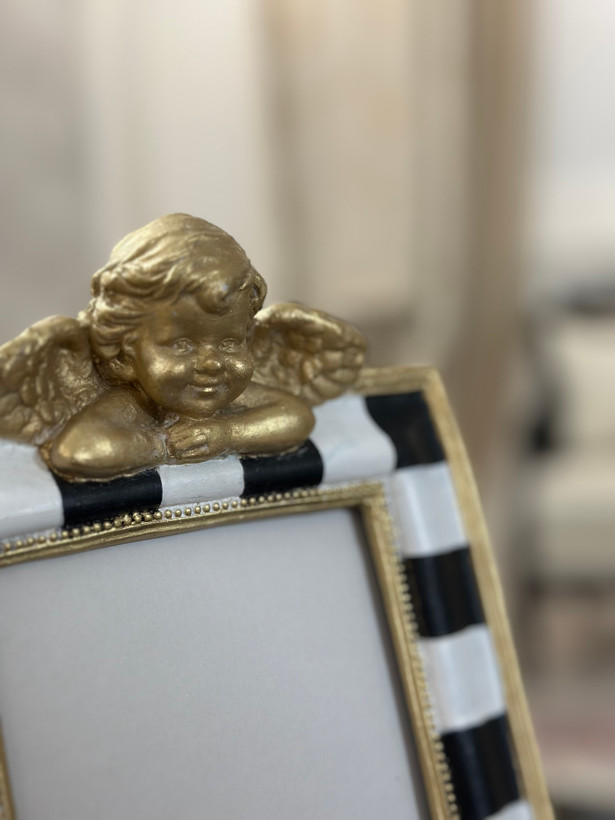قاب عکس مکنزی